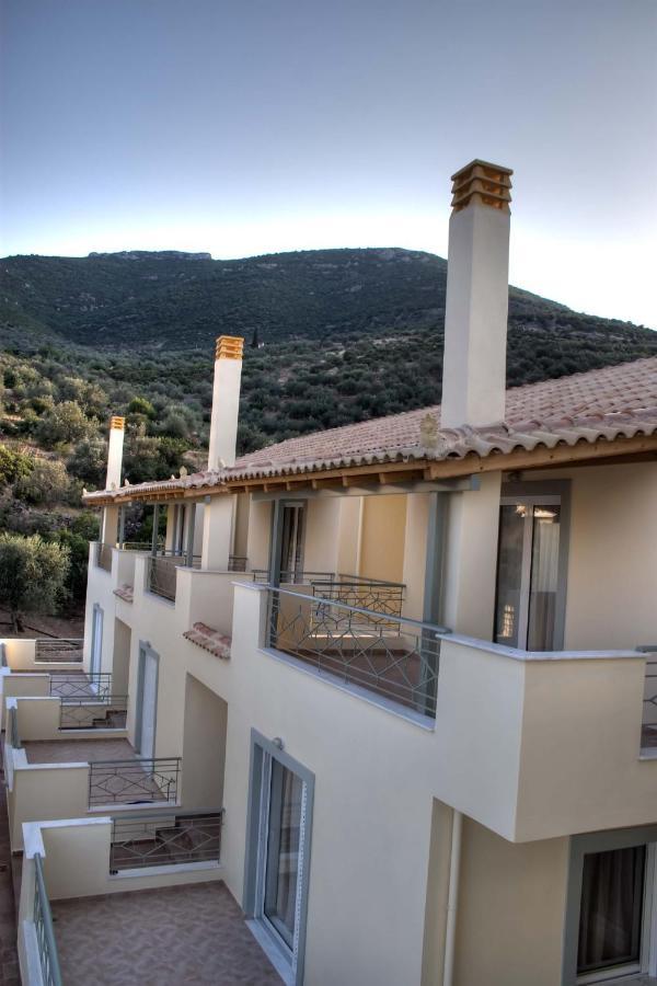 Modi Resort Xiropigado Buitenkant foto