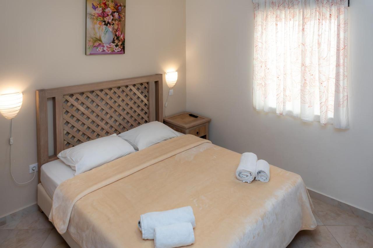 Modi Resort Xiropigado Buitenkant foto